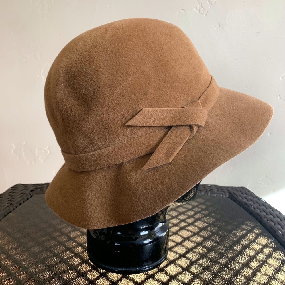 Vintage Louise Green Millinery Co. felt hat size OS